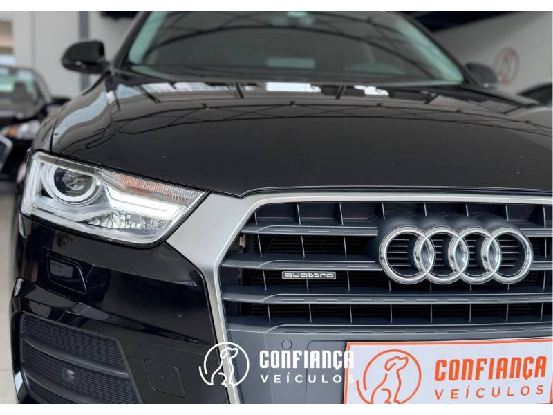 AUDI - Q3 - 2017/2018 - Preta - R$ 129.900,00