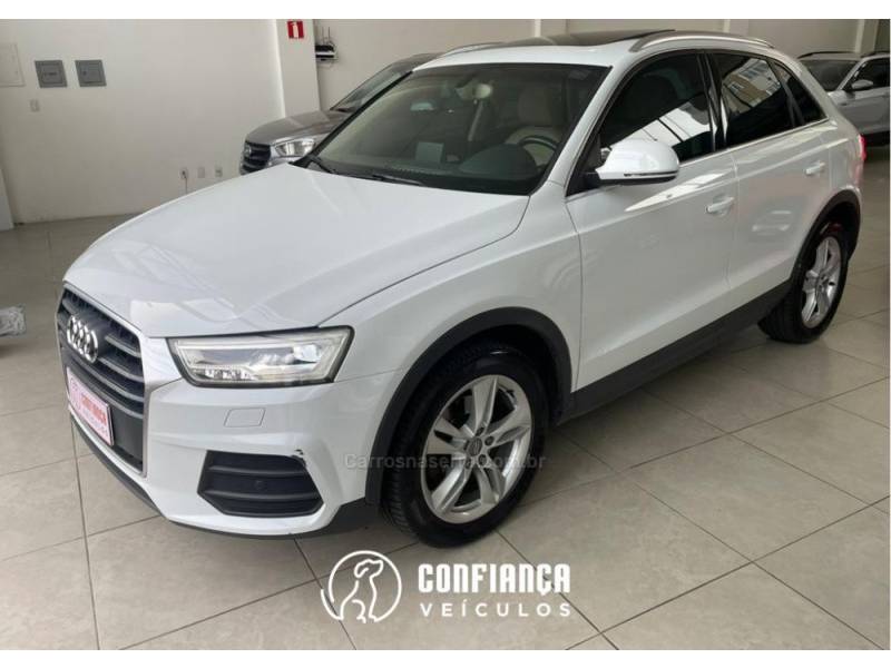 AUDI - Q3 - 2015/2016 - Branca - R$ 99.900,00