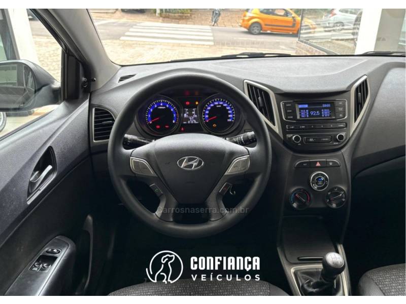 HYUNDAI - HB20 - 2018/2019 - Preta - R$ 54.900,00