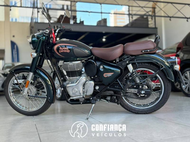 ROYAL ENFIELD - CLASSIC - 2023/2024 - Verde - R$ 23.790,00