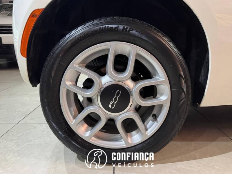 FIAT - 500 - 2012/2013 - Branca - R$ 46.900,00
