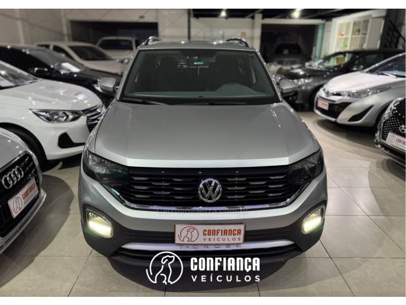 VOLKSWAGEN - T-CROSS - 2021/2021 - Prata - R$ 95.900,00