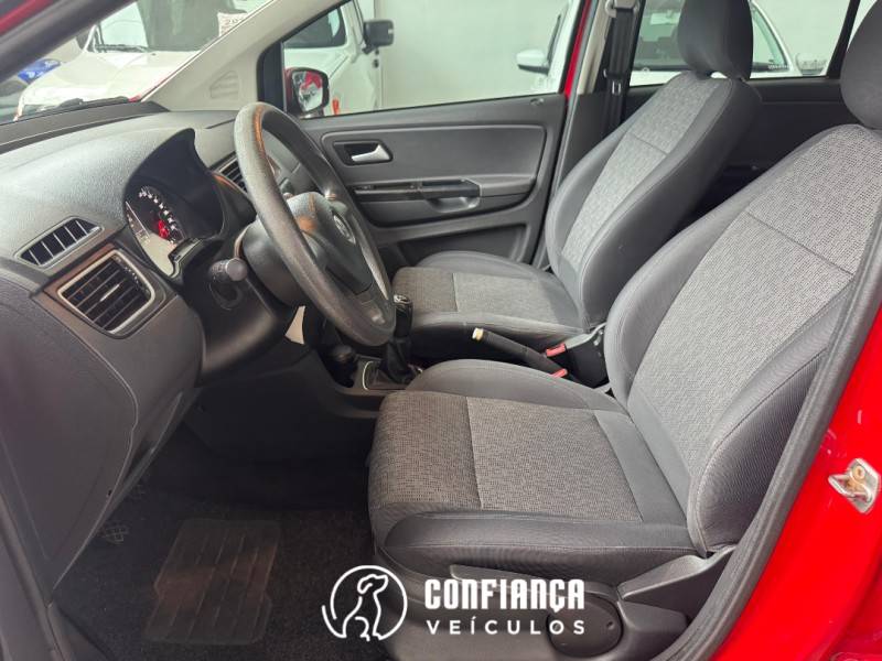 VOLKSWAGEN - SPACEFOX - 2013/2013 - Vermelha - R$ 47.900,00