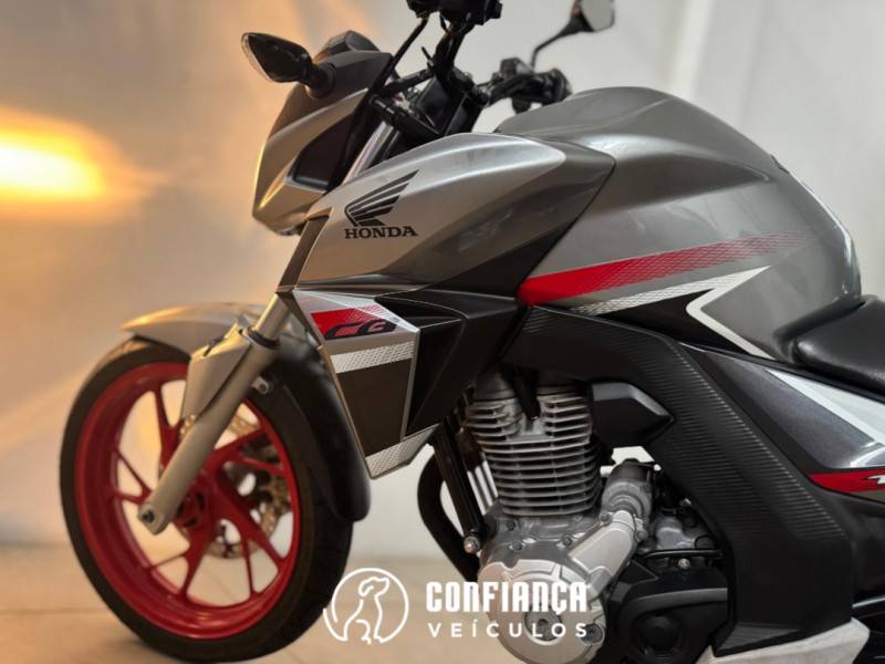 HONDA - CB 250F TWISTER - 2017/2018 - Prata - R$ 18.900,00