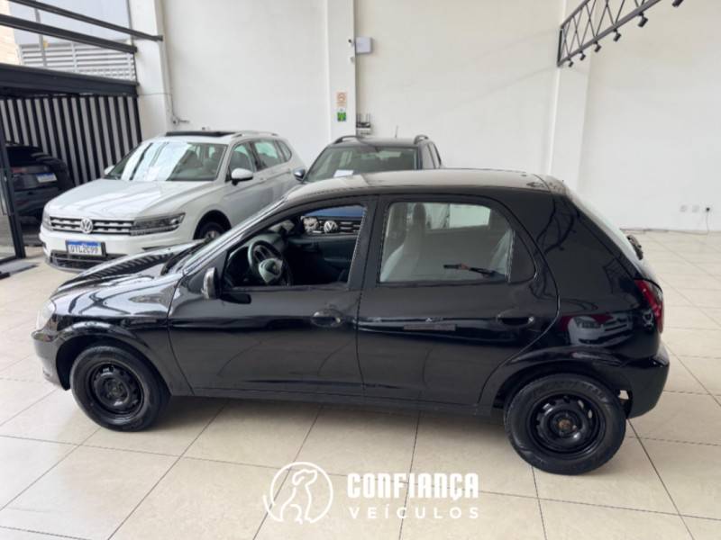 CHEVROLET - CELTA - 2012/2013 - Preta - R$ 24.900,00