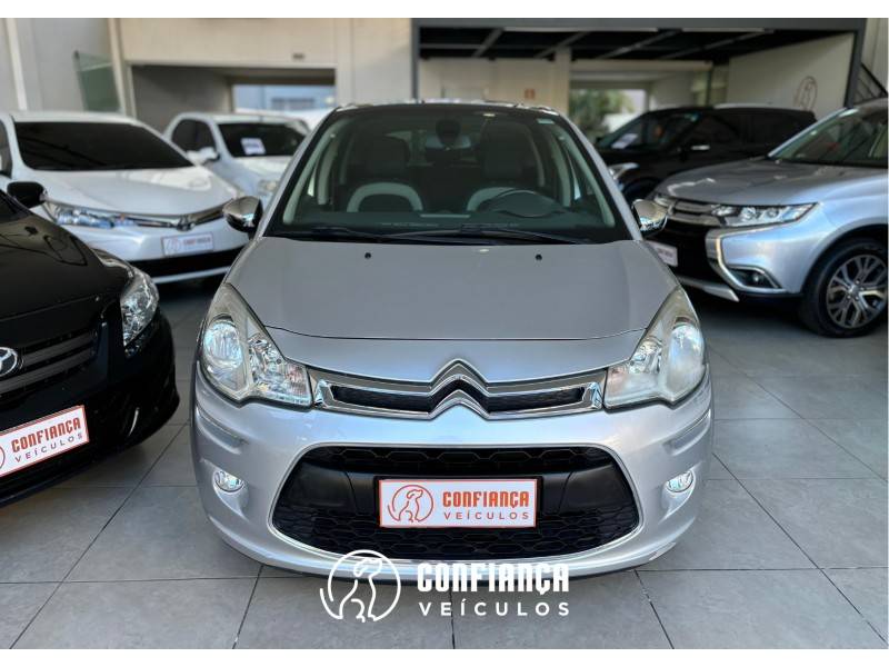 CITROËN - C3 - 2012/2013 - Prata - R$ 38.900,00