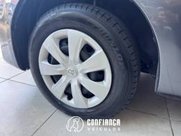 TOYOTA - ETIOS - 2015/2015 - Cinza - R$ 45.900,00
