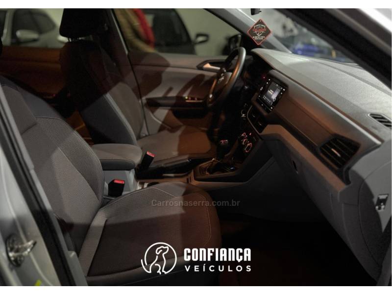 VOLKSWAGEN - T-CROSS - 2021/2021 - Prata - R$ 95.900,00