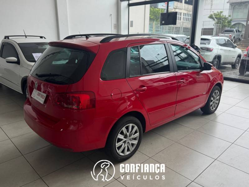 VOLKSWAGEN - SPACEFOX - 2013/2013 - Vermelha - R$ 47.900,00