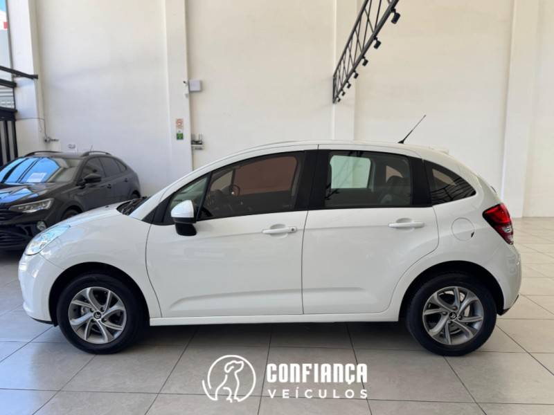 CITROËN - C3 - 2014/2015 - Branca - R$ 41.900,00