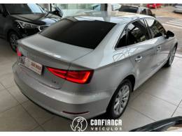 AUDI - A3 - 2014/2014 - Prata - R$ 74.900,00