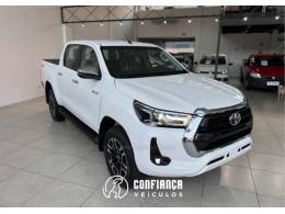 TOYOTA - HILUX - 2024/2024 - Branca - R$ 285.900,00