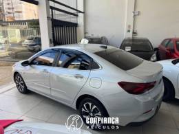 CHEVROLET - ONIX - 2022/2023 - Prata - R$ 87.900,00