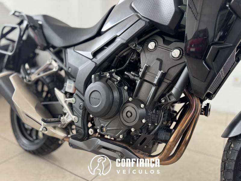 HONDA - CB 500 - 2024/2024 - Verde - R$ 47.900,00