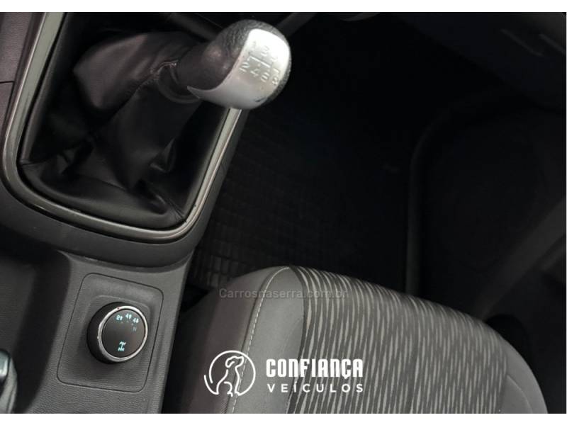CHEVROLET - S10 - 2014/2015 - Branca - R$ 106.900,00