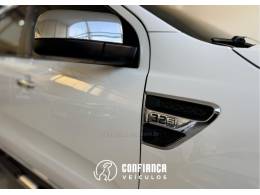 FORD - RANGER - 2012/2013 - Branca - R$ 99.900,00