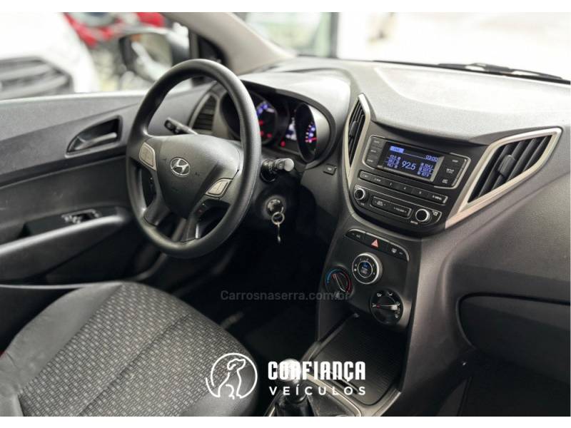 HYUNDAI - HB20 - 2018/2019 - Preta - R$ 54.900,00