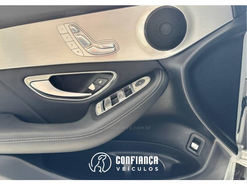 MERCEDES-BENZ - GLC 250 - 2016/2017 - Prata - R$ 184.900,00