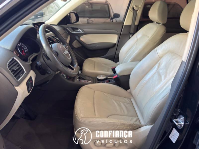 AUDI - Q3 - 2014/2015 - Preta - R$ 89.900,00