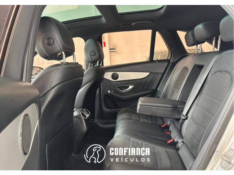 MERCEDES-BENZ - GLC 250 - 2016/2017 - Prata - R$ 184.900,00