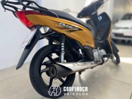 HONDA - BIZ 125 - 2011/2011 - Dourada - R$ 11.390,00