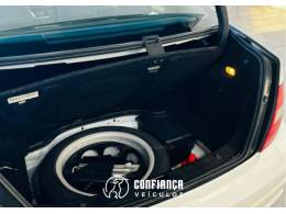 MERCEDES-BENZ - C 250 - 2013/2014 - Branca - R$ 99.900,00