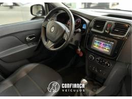 RENAULT - SANDERO - 2018/2019 - Prata - R$ 54.900,00