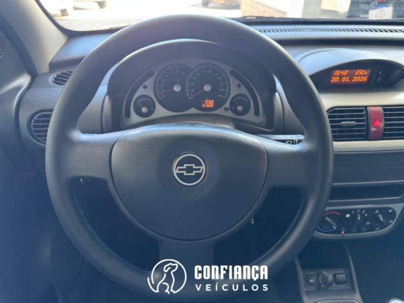 CHEVROLET - CORSA - 2008/2009 - Vermelha - R$ 29.900,00