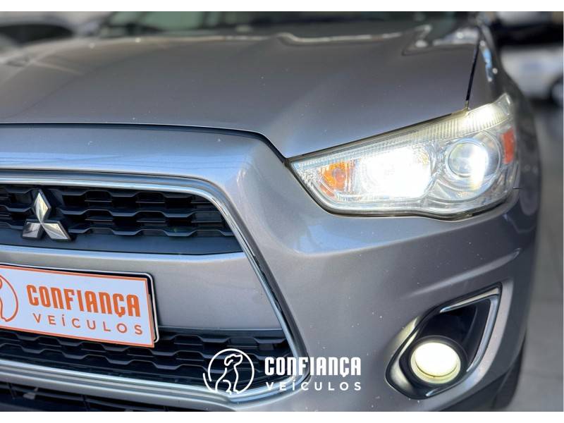 MITSUBISHI - ASX - 2013/2014 - Prata - R$ 73.900,00