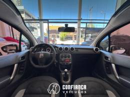 CITROËN - C3 - 2014/2015 - Branca - R$ 43.900,00