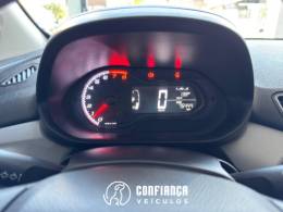 CHEVROLET - ONIX - 2018/2019 - Prata - R$ 62.900,00