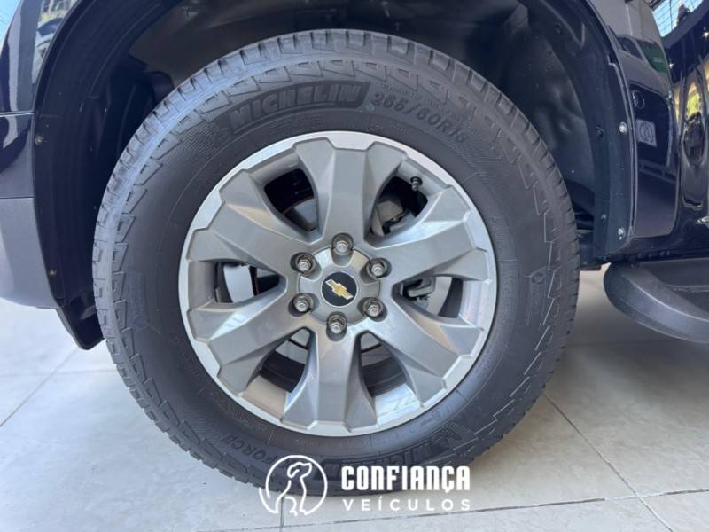 CHEVROLET - S10 - 2021/2022 - Azul - R$ 175.900,00