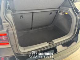 VOLKSWAGEN - T-CROSS - 2020/2020 - Preta - R$ 89.900,00