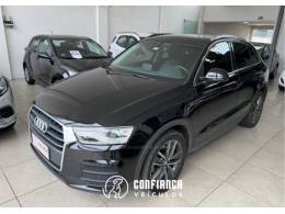 AUDI - Q3 - 2017/2018 - Preta - R$ 129.900,00