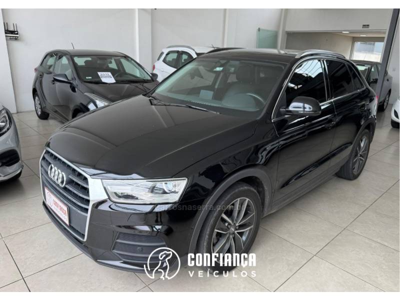 AUDI - Q3 - 2017/2018 - Preta - R$ 129.900,00