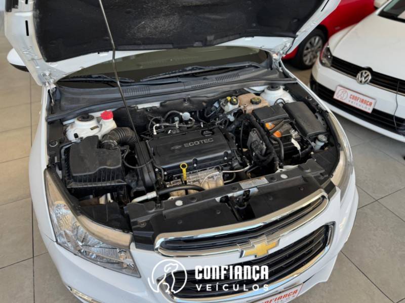 CHEVROLET - CRUZE - 2015/2015 - Branca - R$ 65.900,00