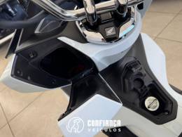 HONDA - PCX - 2023/2023 - Branca - R$ 20.900,00