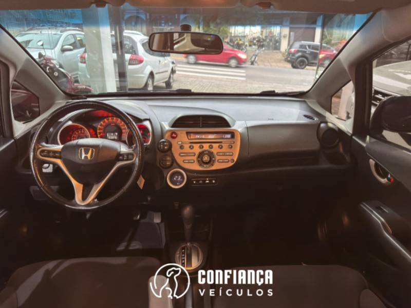 HONDA - FIT - 2009/2009 - Preta - R$ 46.900,00