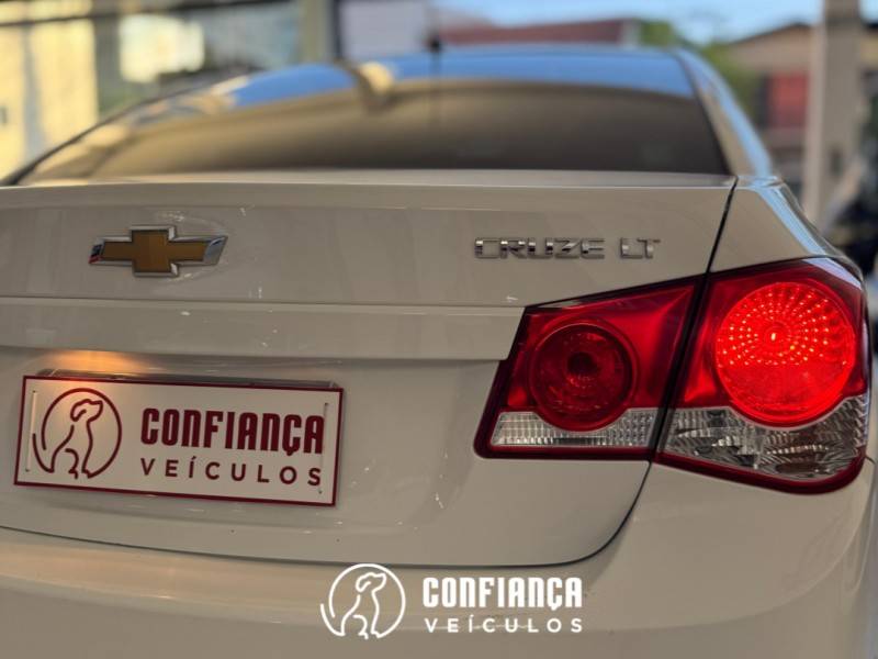 CHEVROLET - CRUZE - 2015/2015 - Branca - R$ 65.900,00