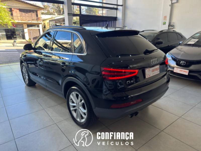 AUDI - Q3 - 2014/2015 - Preta - R$ 89.900,00