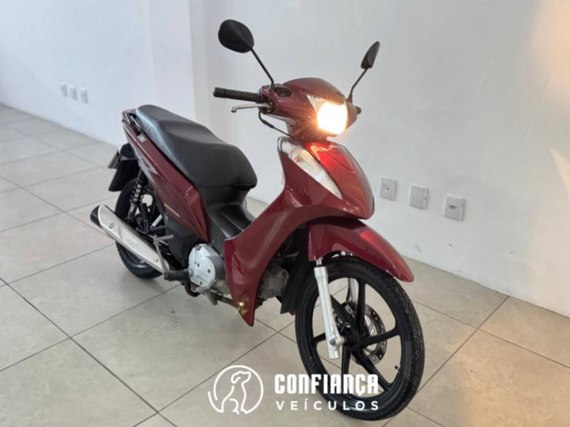 HONDA - BIZ 125 - 2011/2012 - Vermelha - R$ 12.900,00