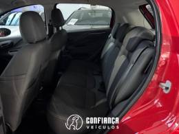 FIAT - PUNTO - 2014/2015 - Vermelha - R$ 44.900,00