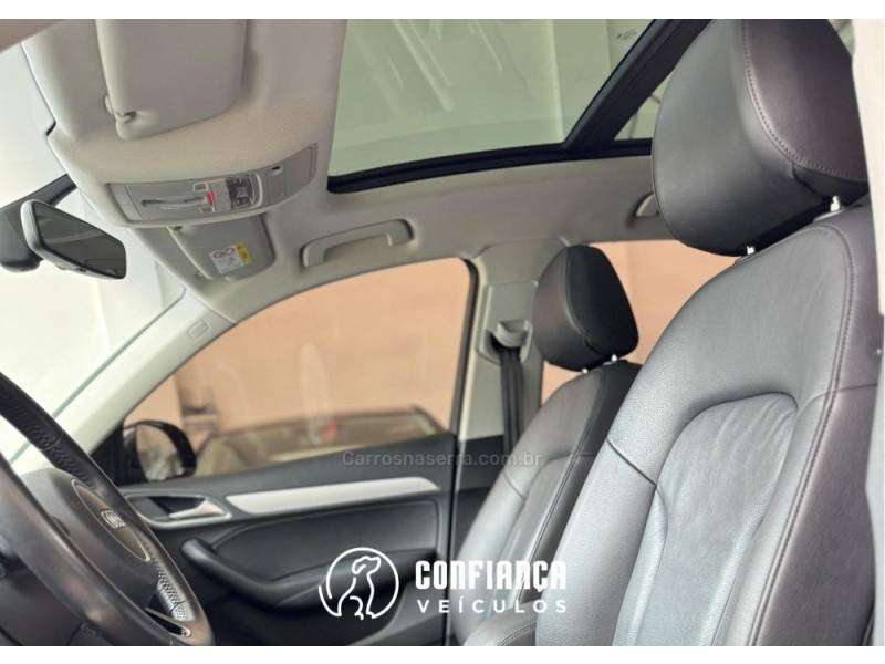 AUDI - Q3 - 2017/2018 - Preta - R$ 129.900,00