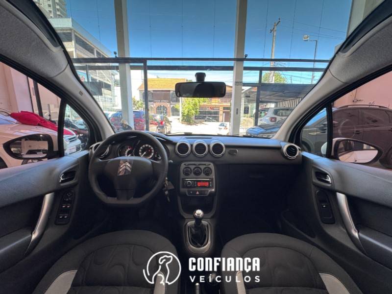 CITROËN - C3 - 2014/2015 - Branca - R$ 41.900,00