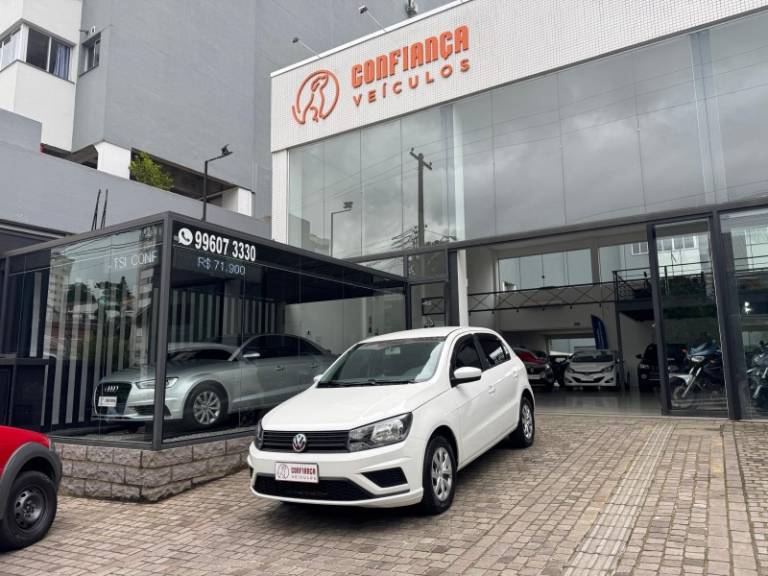 VOLKSWAGEN - GOL - 2020/2021 - Branca - R$ 49.900,00