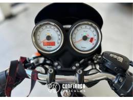 TRIUMPH - THRUXTON - 2014/2014 - Preta - R$ 28.900,00