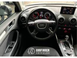 AUDI - A3 - 2014/2014 - Prata - R$ 74.900,00