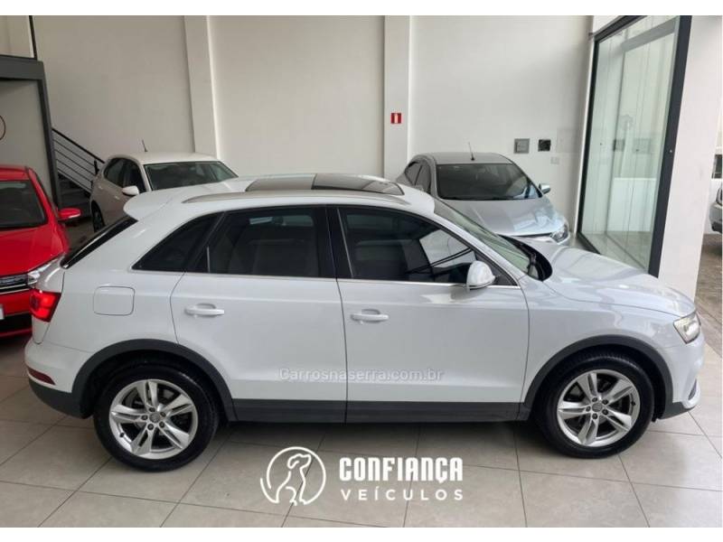 AUDI - Q3 - 2015/2016 - Branca - R$ 99.900,00