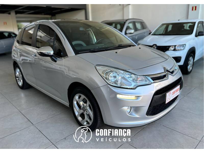 CITROËN - C3 - 2012/2013 - Prata - R$ 38.900,00