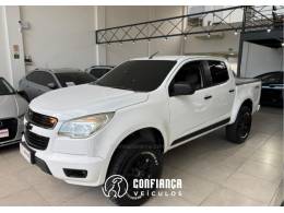 CHEVROLET - S10 - 2014/2015 - Branca - R$ 106.900,00
